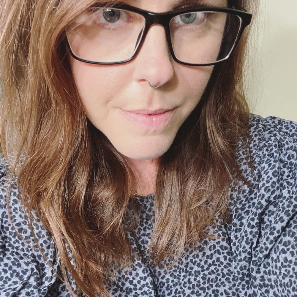 Meet your Posher, Danielle